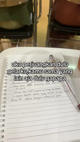 #berandatiktok #fypシ #bahanswmu #kuliah #trend #katakata #kuduspride #fyp #munculbrandafyp #munculberanda 