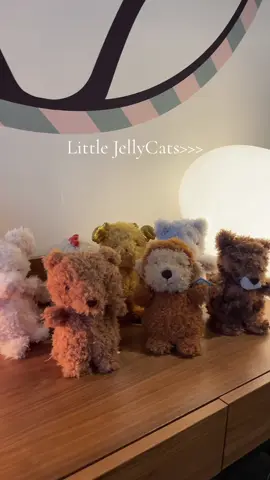 Thoughts on these little jellycats!! All available this Christmas at deer industries 