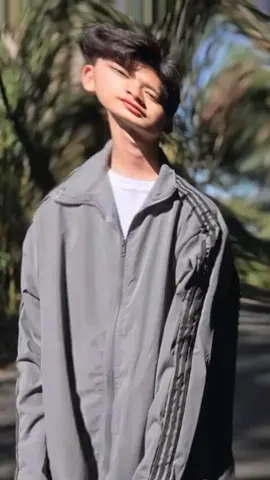 #CapCut #အရင်လိုချစ်ပေးကြပါအုံးနော်🥰🥰 #trending #ဒီတစ်ပုဒ်တော့fypပေါ်ရောက်ချင်တယ် #ဒီဟာပဲတတ်နေလို့😤 #ကြည့်မဲ့သူတောင်ရှိပါ့မလား😔😞😞 