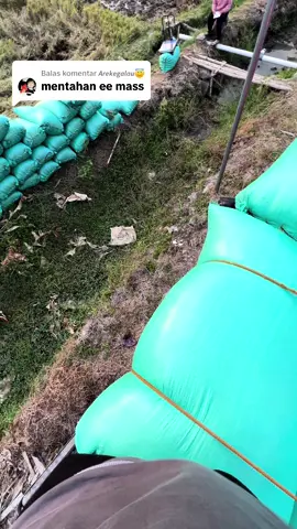 Membalas @𝘼𝙧𝙚𝙠𝙚𝙜𝙖𝙡𝙖𝙪😇 