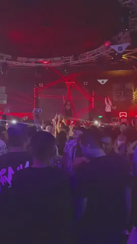 pov; ur in the bar right now 💀🤗  #prankyourfriends #prankyourfriend #prank #fyp #prankvideo #foryoupage #fypシ #foryourpage #longweekendprank #barprank #inumanprank #alakprank 