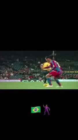 #ronaldo #ronaldinho #foryou #football #fyp #barcelona #drible #pourtoi #foot