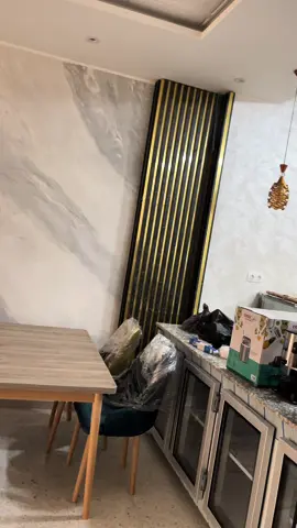 تجهيز مقهى فخم في الجزائر العاصمة 🇩🇿من طرف فريق شركة طاووس المحترف 👷‍♂️و الفنان في مجال التأثيث و الديكور الحديث❤️  