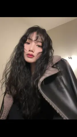 뽀글 머리 했다 😵‍💫 #fyp #foryou #foryoupage #trending #daily #challenge #riize #talksaxy #추천 #챌린지 #데일리 #트렌드세터 #댄스 #노래 #라이즈 