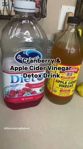 How to make Cranberry Apple Cider Vinegar Drink. This drink will boost your energy. Give it a try. #detoxdrink #applecidervinegar #cranberryjuice 
