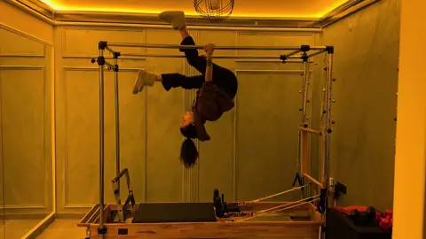 #challenge #yoga #pilates #denge #tiktokchallenge #koordination #güç #denizgururyogapilates #pilatesinstructor #challenges_tiktok #yogateacher 