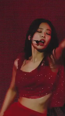 When shes in red i cant take my eyes off ber #jennie #blackpink #fancam #xqlna 