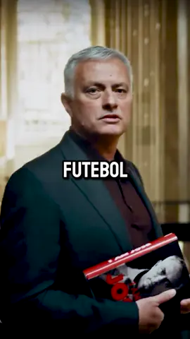 Pouco se fala no quão GENIAL é José Mourinho como treinador… 🧠 #josemourinho #futeboleuropeu #porto #championsleague #ligadoscampeoes 