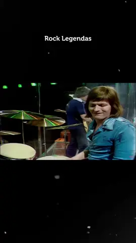 The Hollies – Long Cool Woman #thehollies #longcoolwoman #rock #legendas #music #sons #fyp #fypシ゚viral #foryoupage #statusvideo #oldschool 