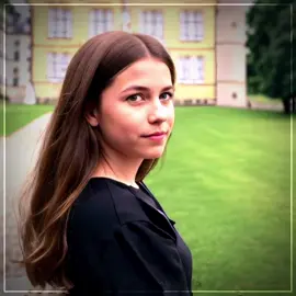 ai generated photos of princess charlotte all grown up🫶🏼 #princesschatlotte #charlotteprincess #charlotteprincessofwales #princesscharlotteofcambridge #princesscharlotteofwales #charlotteprincessroyal 