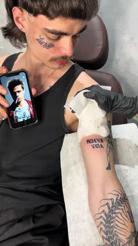 Gracias por mi ultimo tatuaje @Xiomara Villada Osor #fightclub #tattoo 