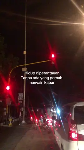Minimal tanyain sehat gak #quotesaesthetic #perantauan 