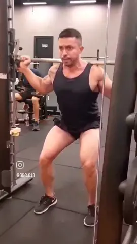 um pouco do meu treino, com grande amigo Nelson parceiro de treino e grande personal... #menshealth #saovicente #bodybuilding #Lifestyle #gym #workhard #workout #nopainnogain #baixadasantista #013 #training #gym #gymmotivation #tauz #tiktok #smartfit 