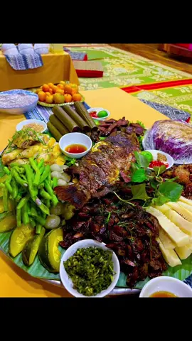 Lễ hội mừng cơm vụ mùa mới của đồng bào dân tộc Thái tại Tây Bắc #mâmcomgiadinh #Tâybac #ngườithai❤️ 