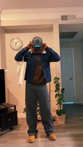 Shiii id wear this too Valid or nahh? #grwm#fitcheck#winteroutfits#00TD #lilyachtychallenge#lilyachty#howtodr ess#stylingideas#stylingtips#winterfashion 