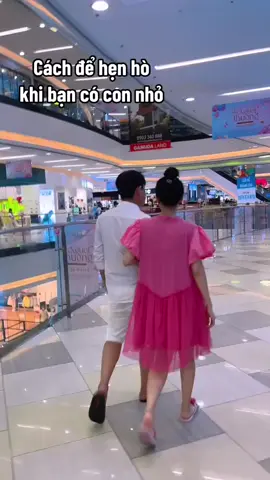 Cách để hẹn hò trọn vẹn khi có con nhỏ 👨‍👩‍👦🥰💐💝🏡 #xuhuong #tiktok #fb #facebook #trecon #nuoicon #di #bome 