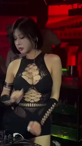#barscene #djgirl #dancing_time #beautifulgirls😍 #sexy #barleader #fyp 