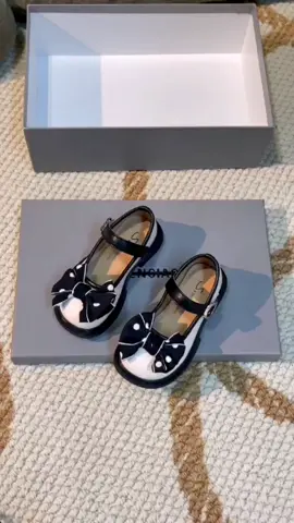 Princess Shoes Comfortable Baby Sandals Leather Jelly Shoes#jellyshoes #princessshoes #comfortable #babysandals #fy #fypシ #foryou #tiktok #tik_tok 