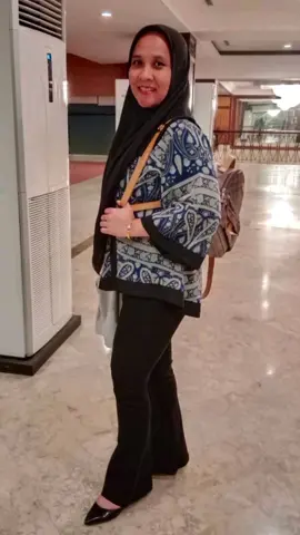 Selamat Bertambah usia ya Mah. Maaf kalo Alya slm Ini sering buat mamah Marah [cry].. Sehat terus ya Mah.. Alya Sayang Mamah. [lovely] #1012 