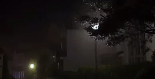 فنادىٰ في الظلمٰت ان لاالٰه الا انت سُبحٰنك 🤎.                                                                                                                                                #اكتب_شي_توجر_عليه 