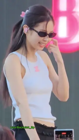 Jennie 😍 Really Cute.!! 😍 2023 #cute #jennie #blackpink #lisablackpink #lalisa #lisa #blink #เจนนี่ #fy #fyp #fypシ
