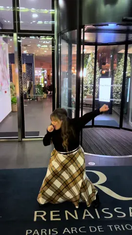 How I will always feel about “last year” when we were in Paris at Christmas time ✨🎄✨ Dc: @emily batten 🐻‍❄️🩵  #nothingcompares #deckthehalls #christmastime #paris #travel