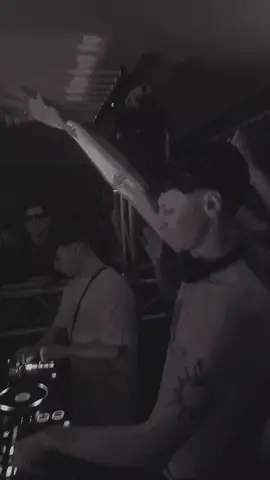 This energy captivates everyone. @Fantasm 🔥 @Voit Event @SixSixSounds_Events #ravewithus 