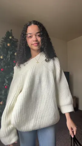 i love sweaters sm #OOTD #sugarcookiefaerie 