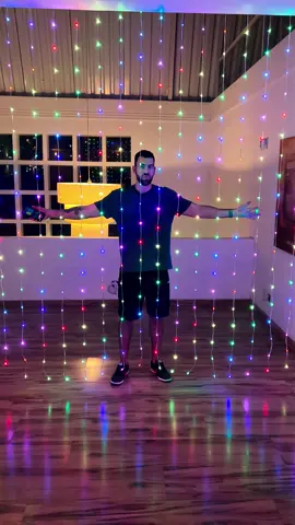 Essa cortina pirotécnica se transforma numa ÁRVORE DE NATAL!! 😱 ✨ ✅Link do produto na Bio👉@eusoubarone (produto 763 cortina led) #aliexpress #viralizou #foryoupage #viral #natal #barone