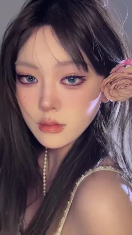 Nàng ta xinh như một thiên thần 🧝🏻‍♀️  #makeup #makeupbiếnhình #douyin抖音 #makeupdouyin #makeuptutorial #makeuplook #tipslamdep #hướngdẫnmakeup #xh #fyp 