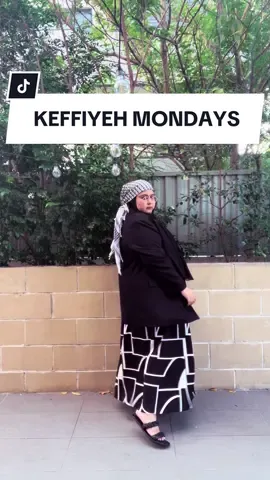 Modest fit check #hijab #hijabi #modestfashion #modest #hijabstyle #modestgrwm #hijabitiktok #muslimtiktok #muslimcouple #freepalestine #keffiyeh #kuffiyeh #kuffiyehtutorial #muslimgirl #browntok #fitcheck #outfitcheck #workoutfit #workstyle 