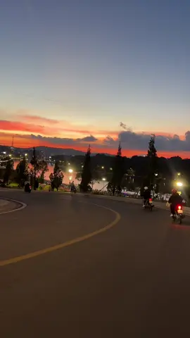 Hôm nay Đà Lạt đẹp đến nao lòng #LearnOnTikTok #dicunghieu #reviewdalat #dalat 