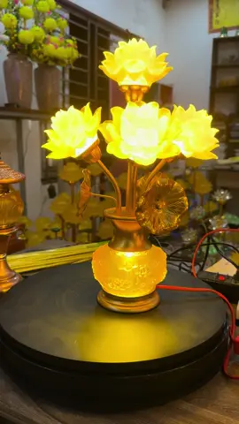 Đèn sen lưu ly 5 bông sài gòn cao 40cm siêu xinh#Maudenthomoinhat #Tongkhodentho #denthocaocap #densenluuly 