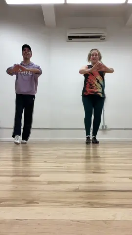 Tippy tippy tap with @Dario Natarelli 