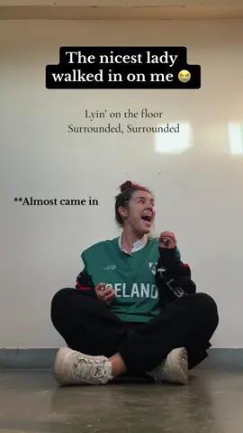 Best acoustics in a hotel EVER 🫢 #acousticcovers #thefray #alttiktok #fyp #sing #singing 