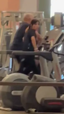 I’m bad & you MADDDD 💋 #staypressed