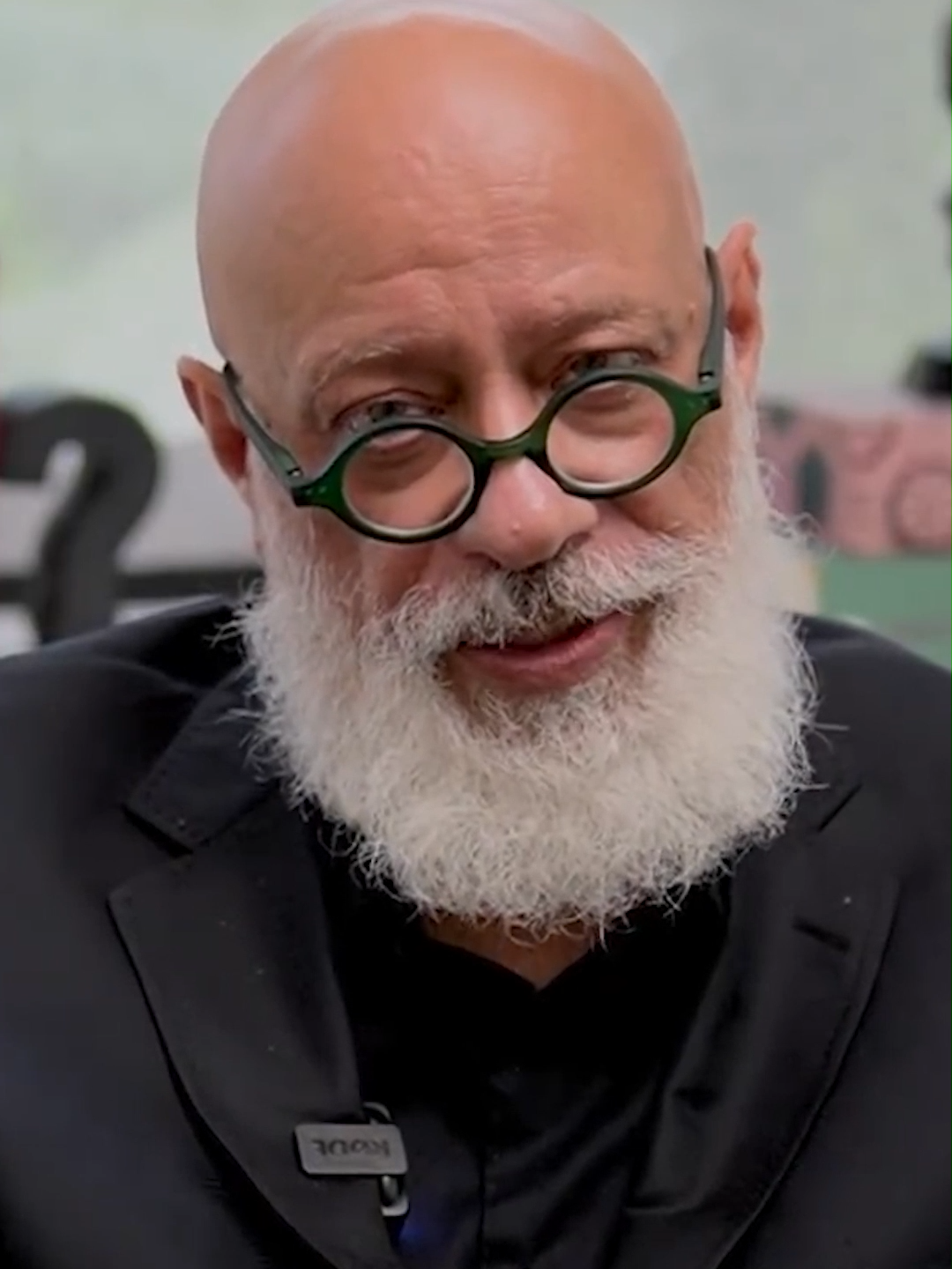 A busca da felicidade gera infelicidade? Pondé responde! 🧐 #Felicidade #Filosofia #Pondé #PondéResponde