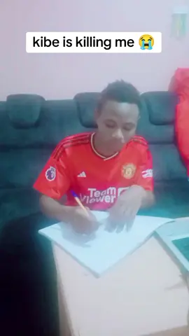 Kibe nikona girlfriend na Niko campus😂😂 #foryou #fypシ゚viral🖤tiktok #fyp #makemefamous #diehardfan #manchesternited 