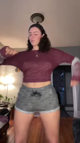 ok nicki #fakebody #over21 #nickiminaj #fyp #everybody #trendingsong #audio #dance #dancer #pajamas #ig #instagram #tiktok #foryou #forgyoupage #hi #dancing #twitter 