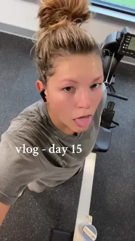day 15 | gym & food cuz i worked 2 jobs tosay 