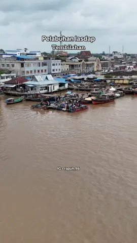 Tembilahan #tembilahan #indragirihilir_riau😍😍😍 #sitinurhaliza #dj #cindai #pelabuhan #fypシ #rapuh @R A P U H 🍂 Official 