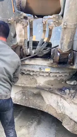 #excavator #kỹthuậtsửachữa #kỹthuật #maymocnongnghiep #repair 