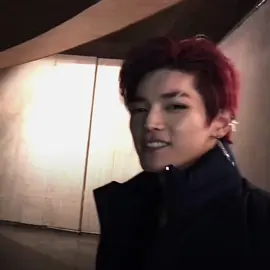 cant stand him so i kneeled #taeyong#taeyongedit#nct  
