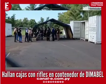 🚨| #operativodakovo  En la mañana de este martes se llevó a cabo la apertura de un contenedor que pertenece a IAS, empresa investigada por armatráfico en el operativo Dakovo. Las cajas con armamentos halladas habrían ingresado legalmente desde Europa. El procedimiento es llevado a cabo por agentes de la Senad y del Ministerio Público. Informaron que aún se encuentra en etapa incipiente y hasta el momento fueron descubiertos rifles. #paraguay #noticias #viral