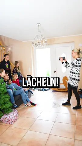 Ein Weihnachtsfoto mit der Großfamilie! #weihnachtsfoto #familienleben #funny #spass #