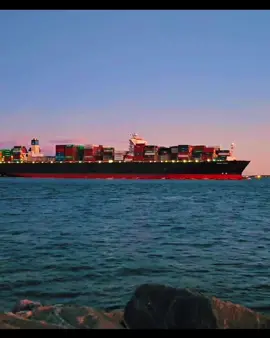 https://youtu.be/sKc_0xJYqV8 MAGIC HOUR🌅#containership #ship #tanker #barge #aircraftcarrier #container #waves #ocean #oiltanker https://www.youtube.com/watch?v=sKc_0xJYqV8