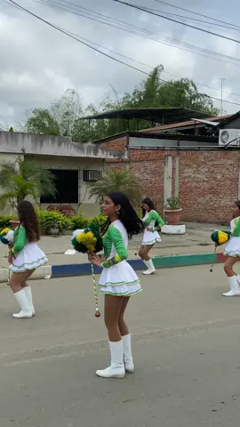 Cada vez dando lo mejor de nasotros, muchas gracias por el cariño🤍💚🥰 #manabi #chone #tendencia #bastoneras #banda #ecuador🇪🇨 #fypシ゚viral 