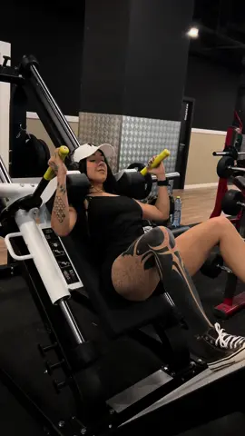 Primera vez usando esta máquina 🥵 #veganfit 