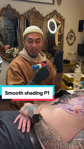 How to tattoo smooth shading with @Winnie The Jroo stay tuned for part 2 :) Incase you were curious we only use @kwadron needles the all time best!  If you are interested in learning more from Winnie make sure to check the link in pur bio for the online art mentorshop program The Olympus Art Institute