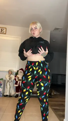 Do ya lil dancee #fyp #foryoupage #happyholidays 
